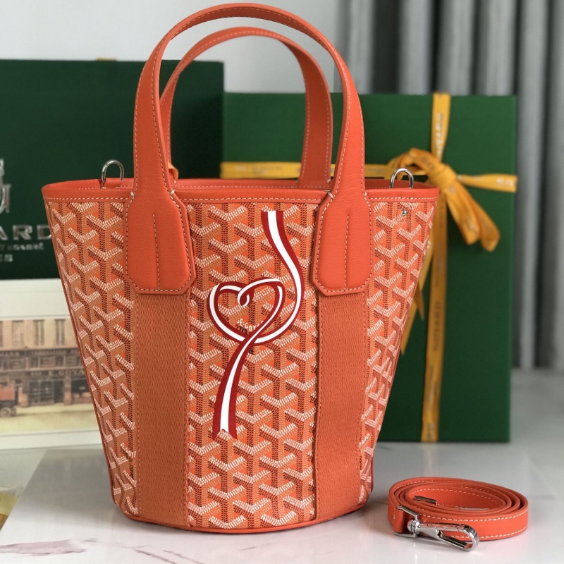 Go*ard bucket bags
